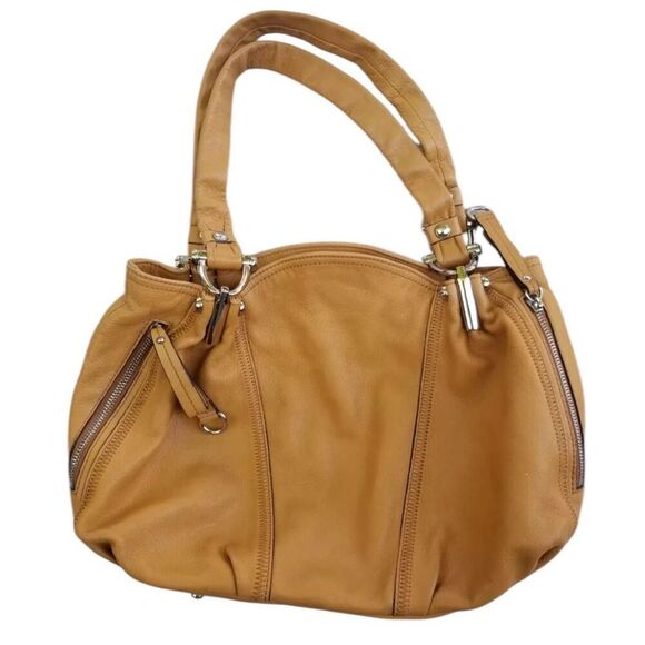 ✨B MAKOWSKY honey "hobo" handbag✨ - Picture 1 of 9